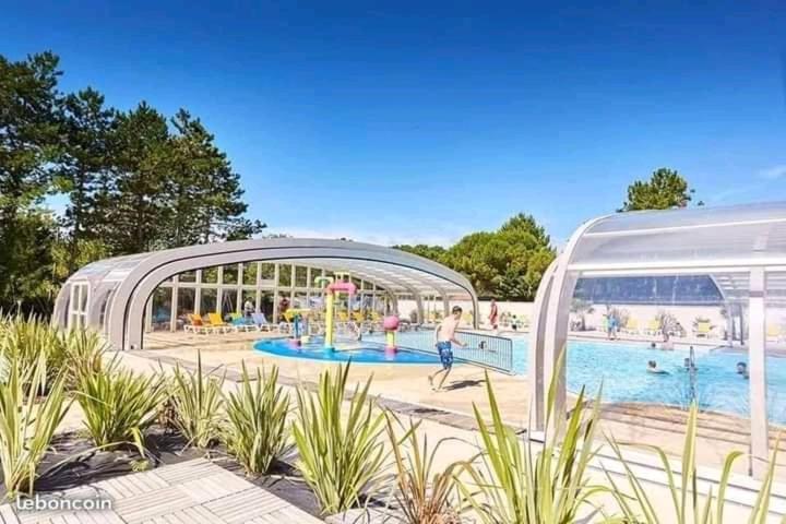 Mobilhome Camping Proche Des Plages 생장드몽 외부 사진