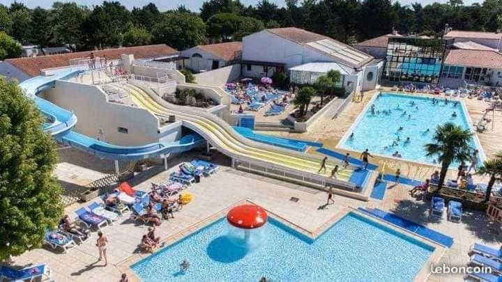 Mobilhome Camping Proche Des Plages 생장드몽 외부 사진